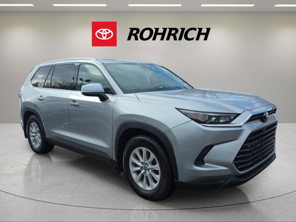Used 2024 Toyota Grand Highlander XLE image 4