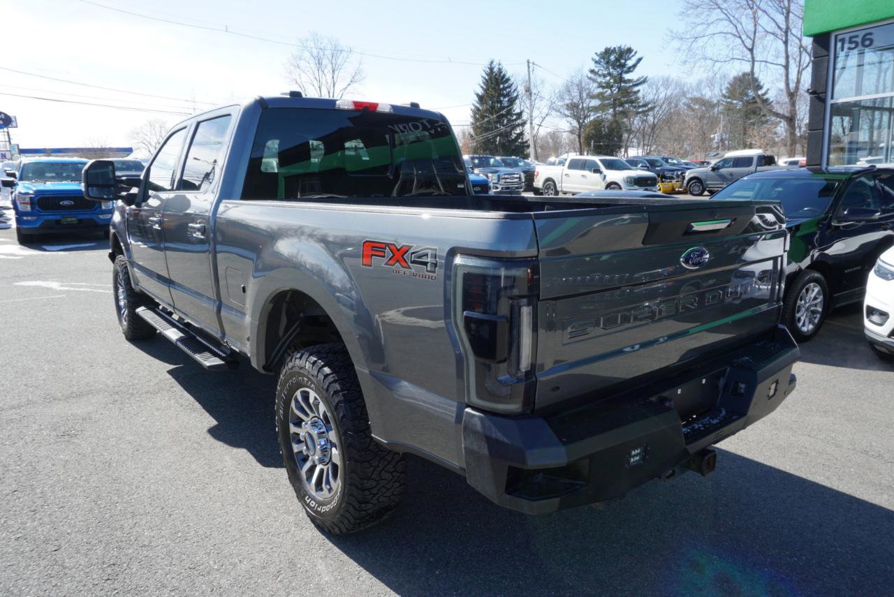 Used 2022 Ford F350 Lariat image 9