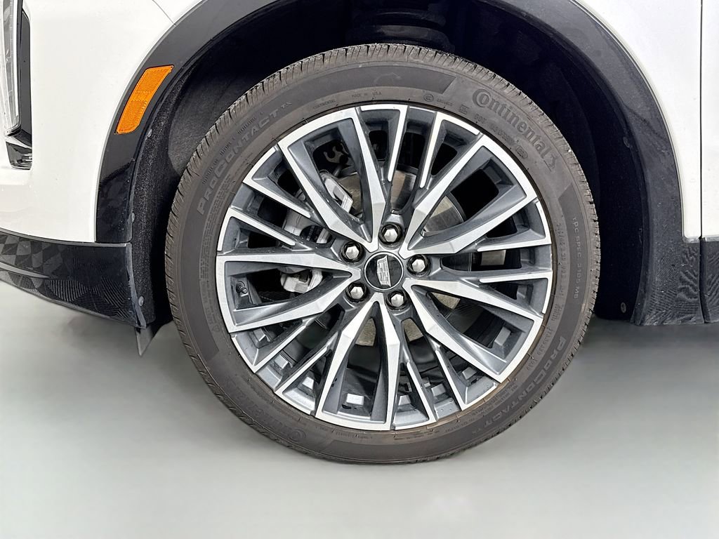 Used 2024 Cadillac XT4 Sport w/ Trailering Package AWD/4WD image 29