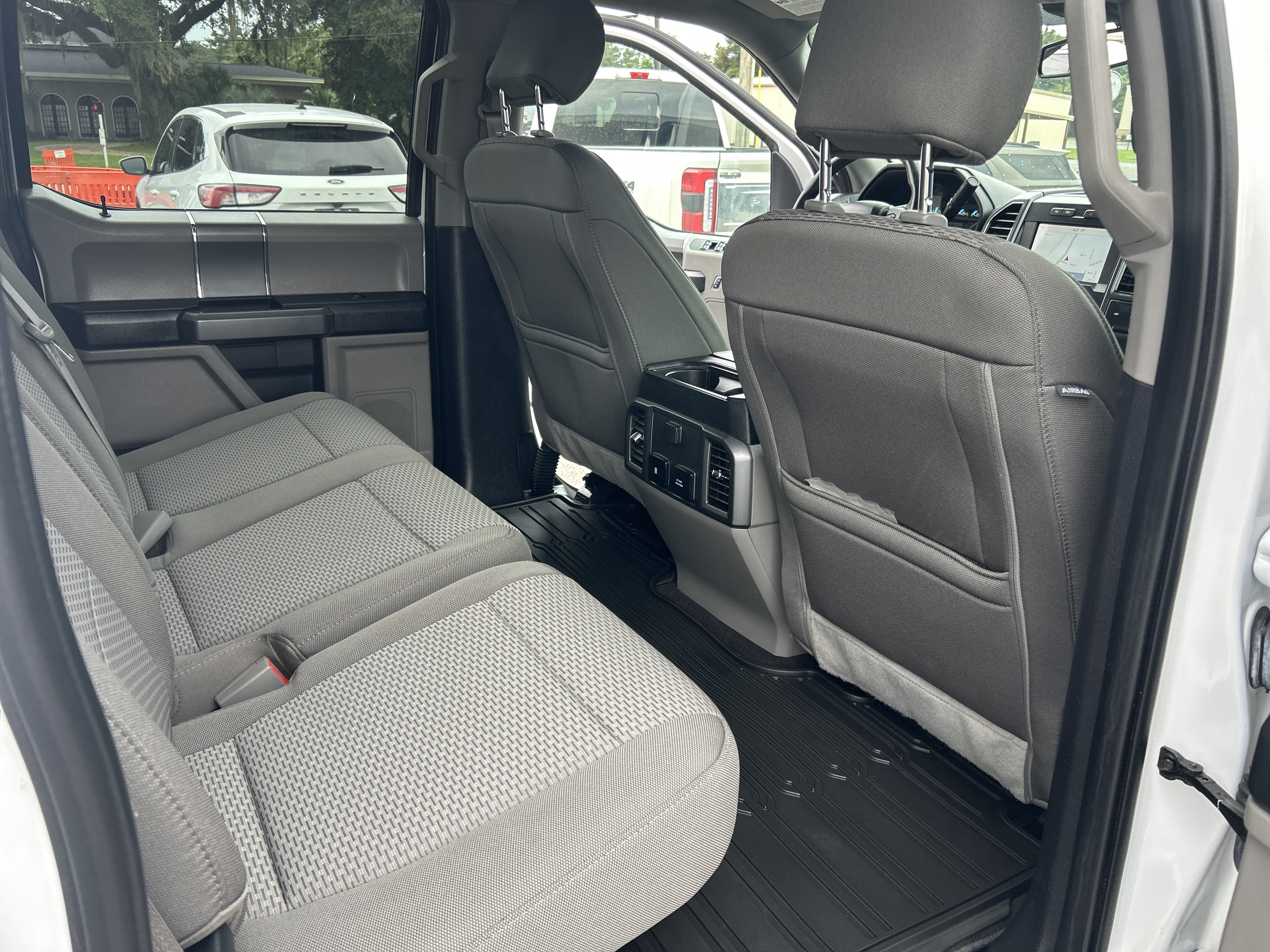 Used 2019 Ford F150 XLT w/ Equipment Group 302A Luxury AWD/4WD image 19