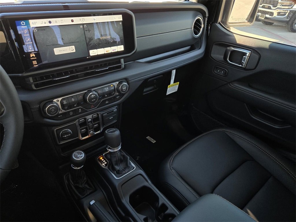 New 2025 Jeep Gladiator Sport image 18