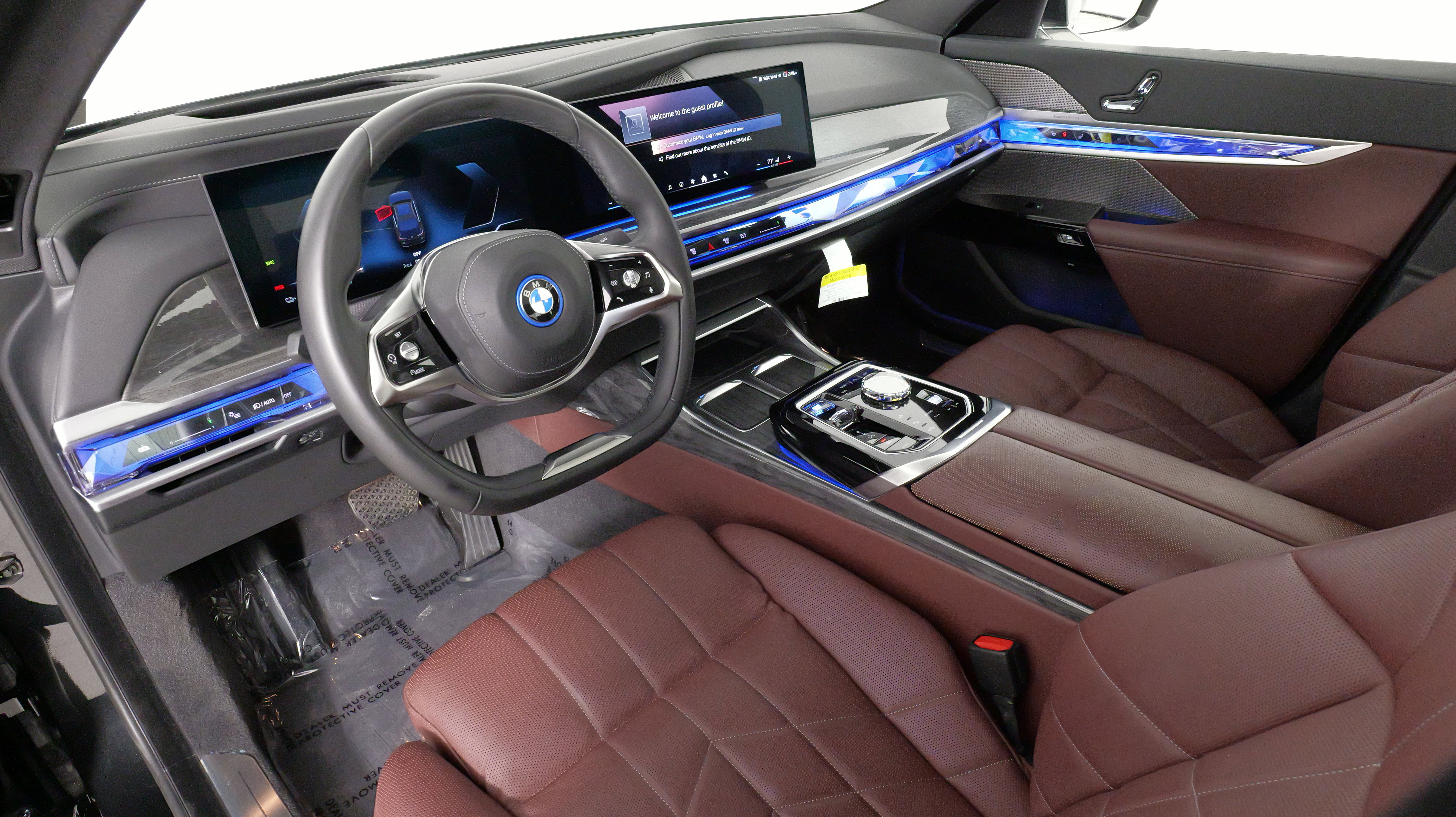 Used 2024 BMW i7 xDrive60 w/ Executive Package AWD/4WD image 26