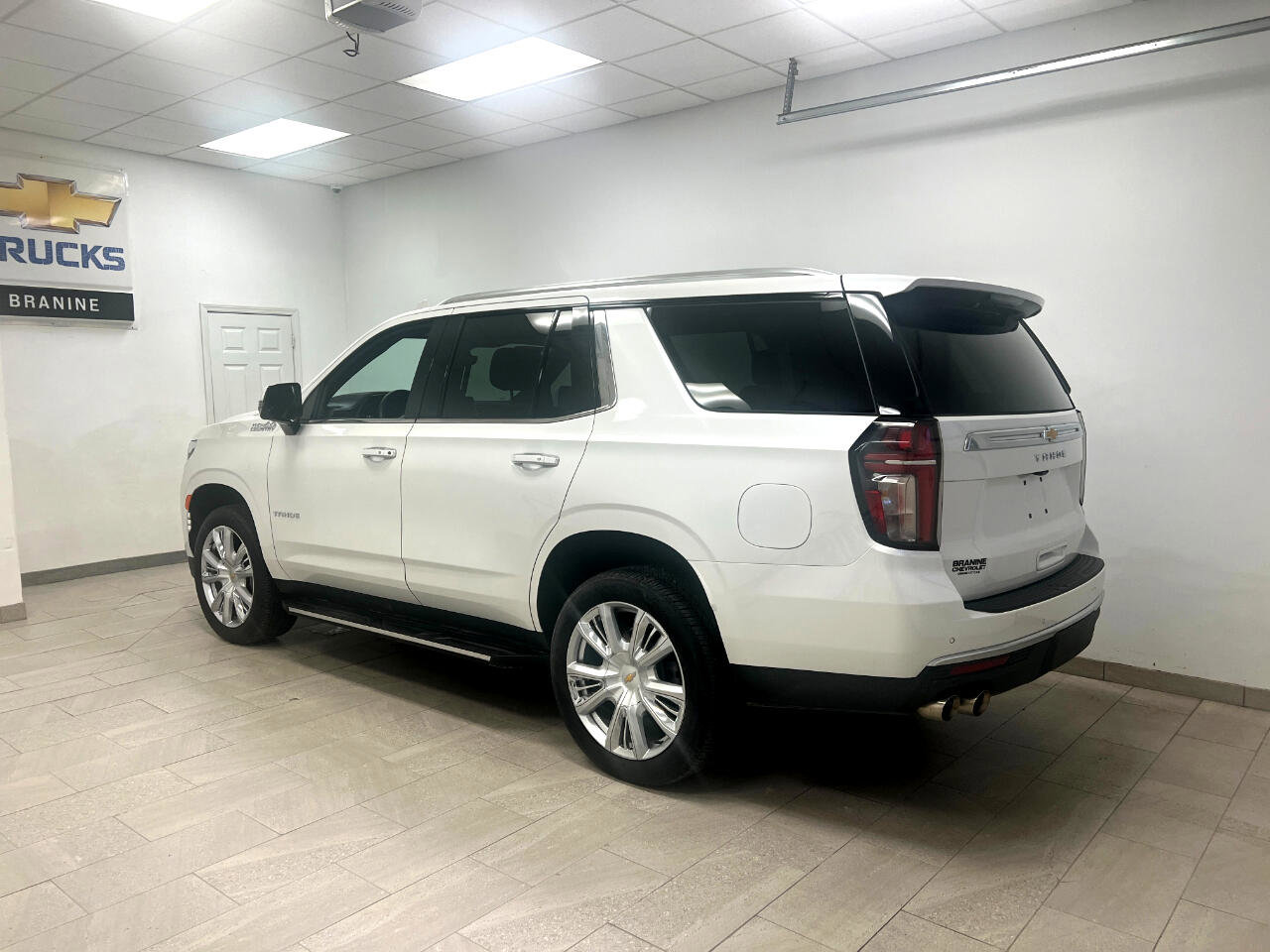 Used 2024 Chevrolet Tahoe High Country image 7