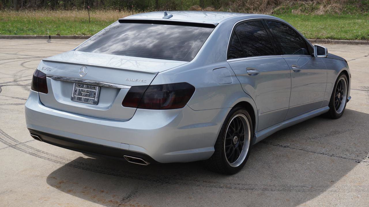 Used 2013 Mercedes-Benz E 350 BlueTEC Sedan image 5