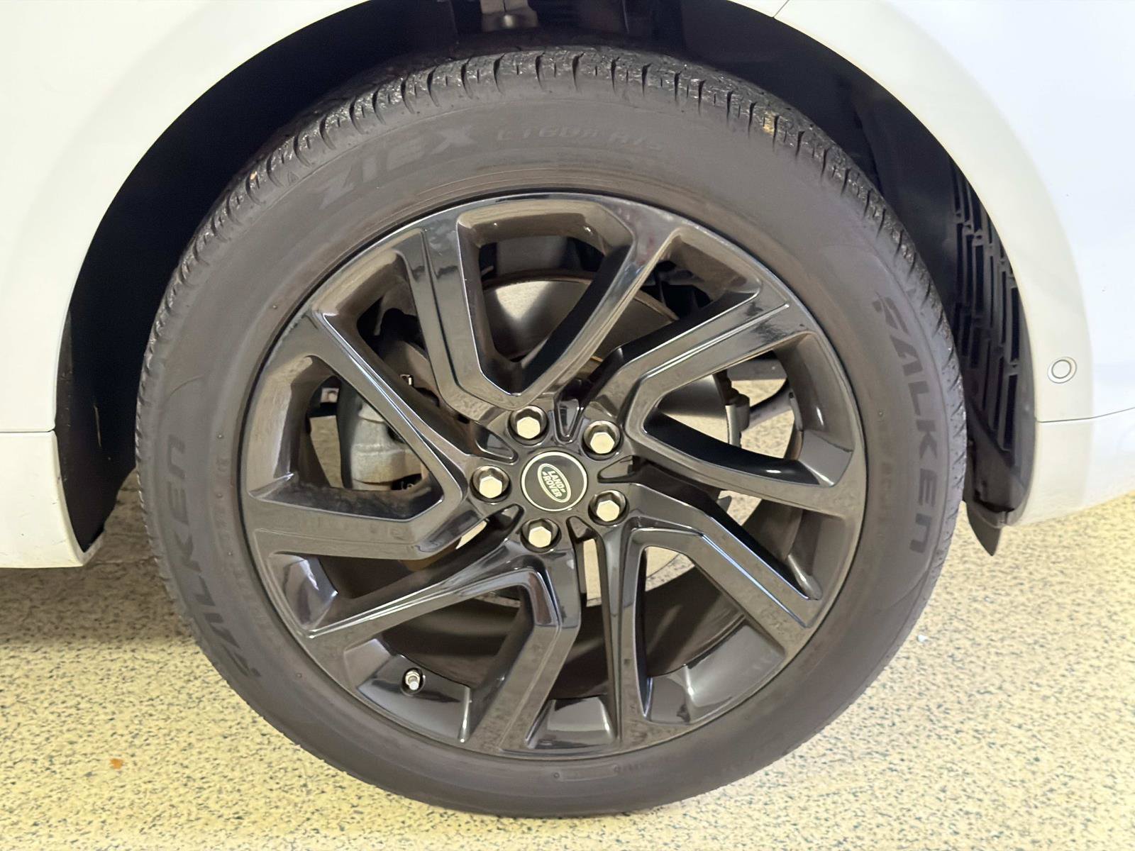 Used 2020 Land Rover Range Rover Sport HSE AWD/4WD image 9