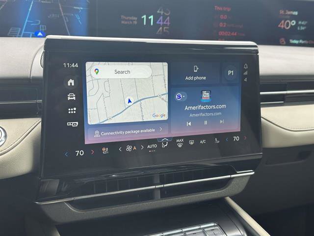 Used 2024 Lincoln Nautilus Premier image 18