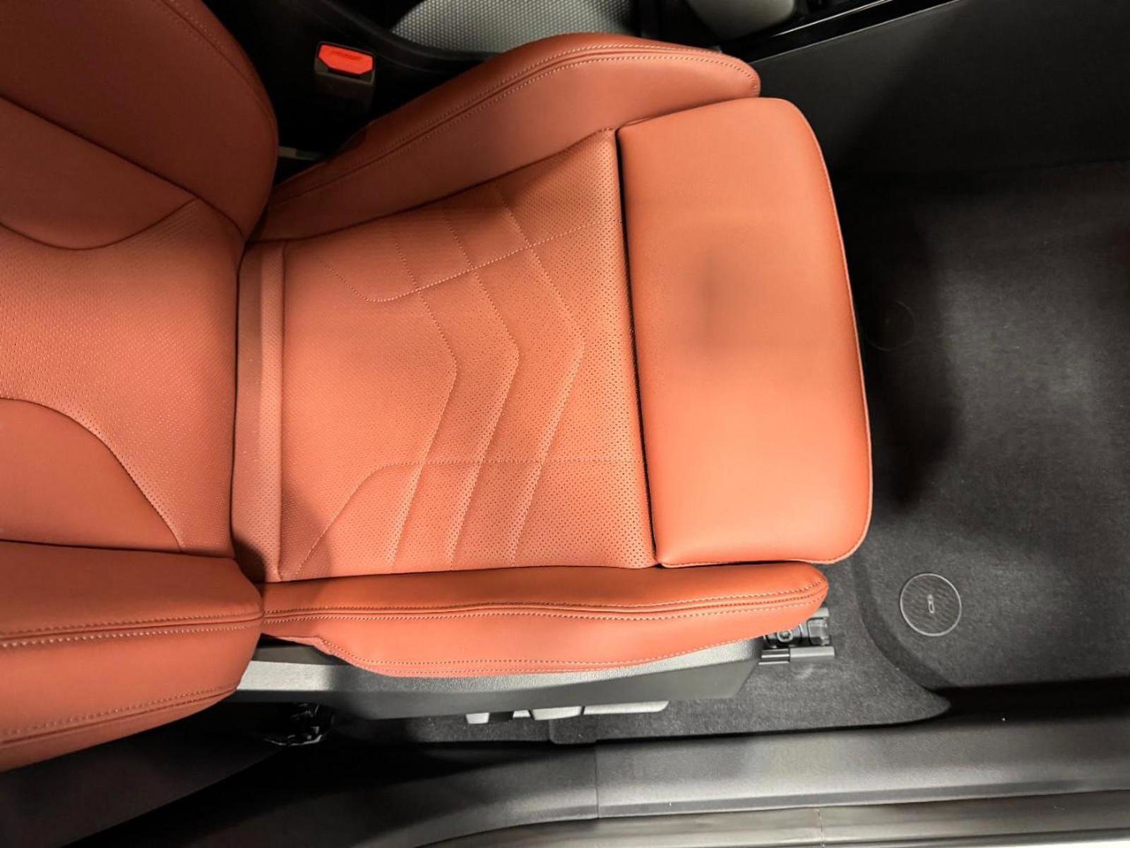 New 2026 BMW X2 xDrive28i w/ Technology Package image 16