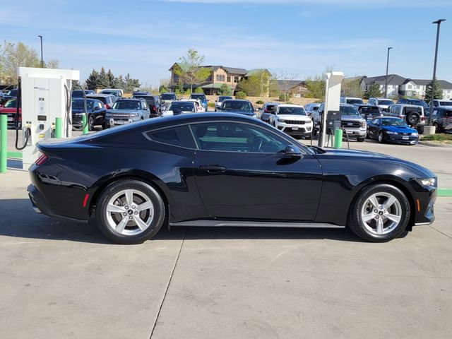 Certified 2024 Ford Mustang Coupe image 2