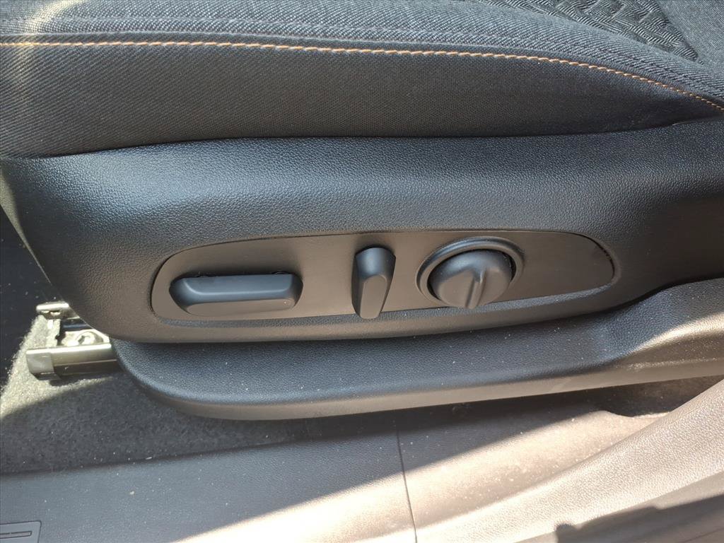 Used 2024 Chevrolet Equinox LT FWD image 26