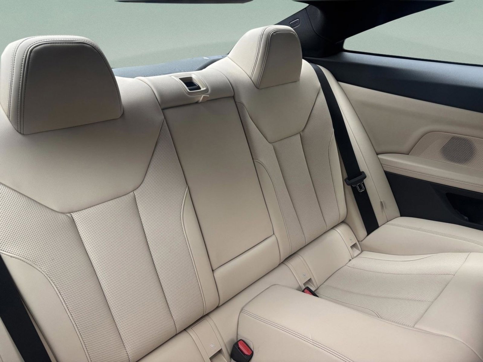 Used 2023 BMW 430i xDrive Coupe w/ M Sport Package image 20