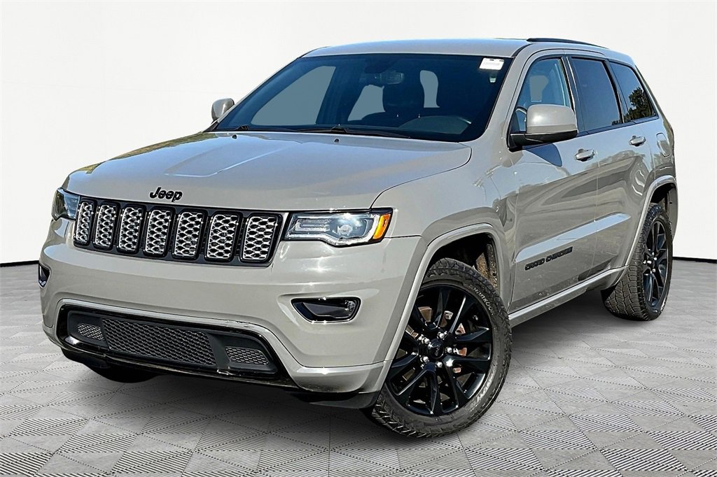 Used 2020 Jeep Grand Cherokee Altitude