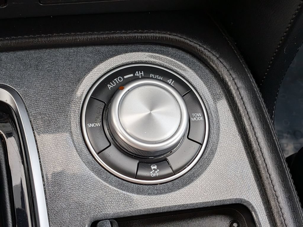 Used 2024 Nissan Armada SV AWD/4WD image 26