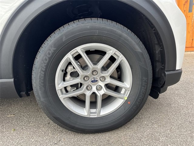 New 2026 Ford Explorer Active image 11