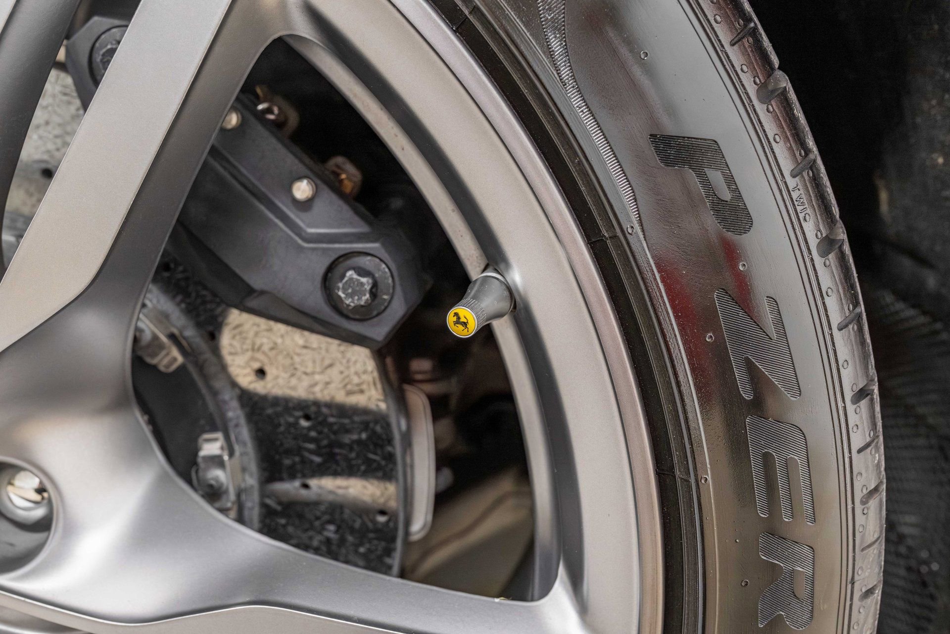 Certified 2020 Ferrari Portofino RWD image 93
