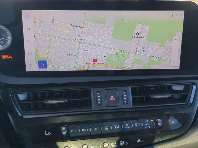 Used 2025 Lexus ES 300h w/ Premium Package FWD image 17
