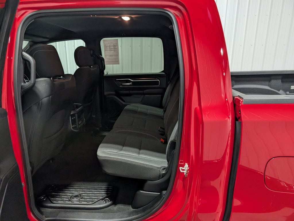 Used 2023 RAM 1500 Big Horn AWD/4WD image 10