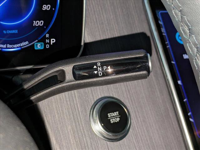 New 2026 Mercedes-Benz EQE 320 4MATIC SUV image 11