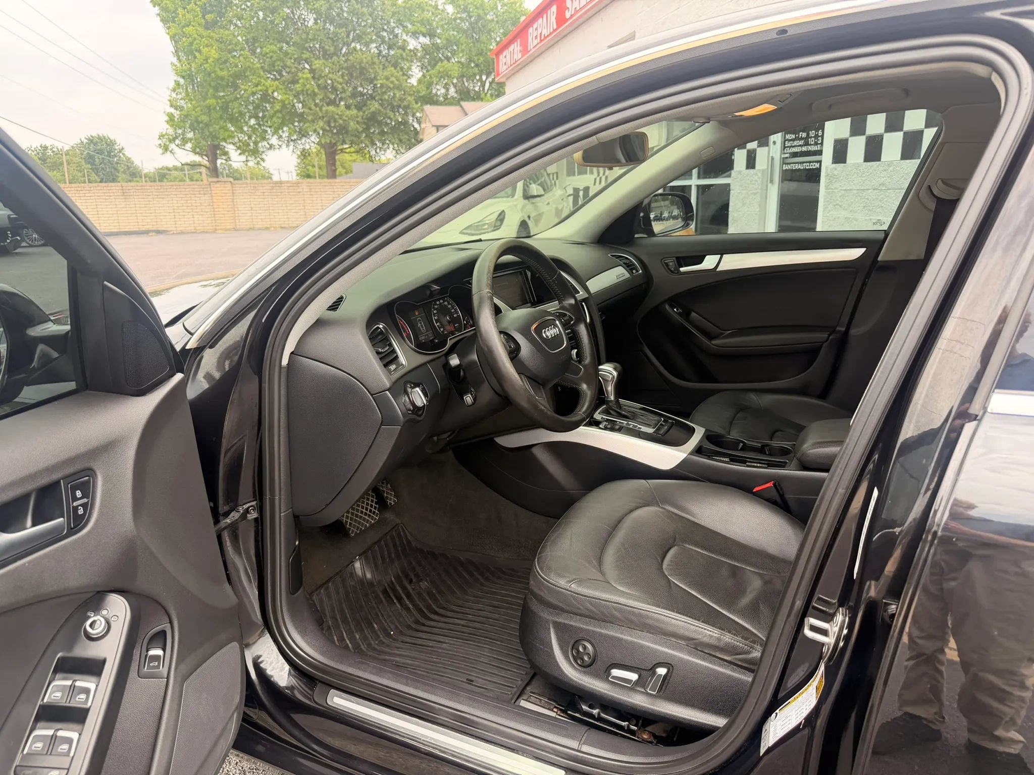 Used 2013 Audi A4 2.0T Premium w/ Convenience Pkg AWD/4WD image 10