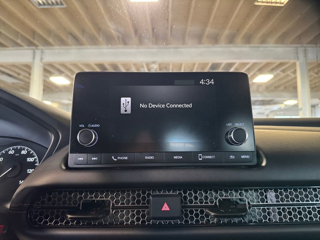 Used 2025 Honda HR-V Sport image 19