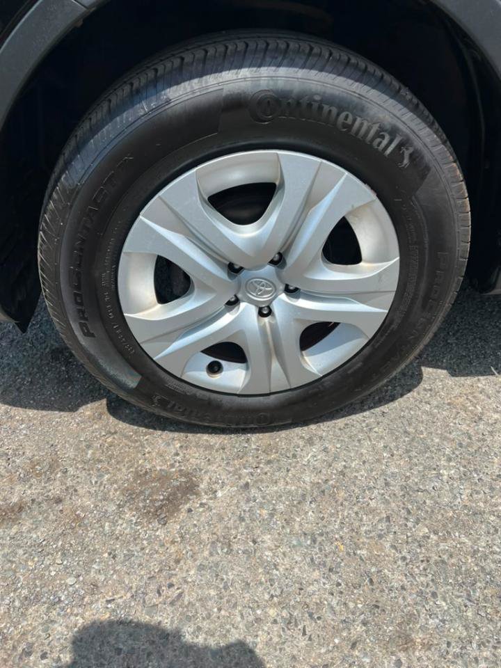 Used 2013 Toyota RAV4 LE AWD/4WD image 12