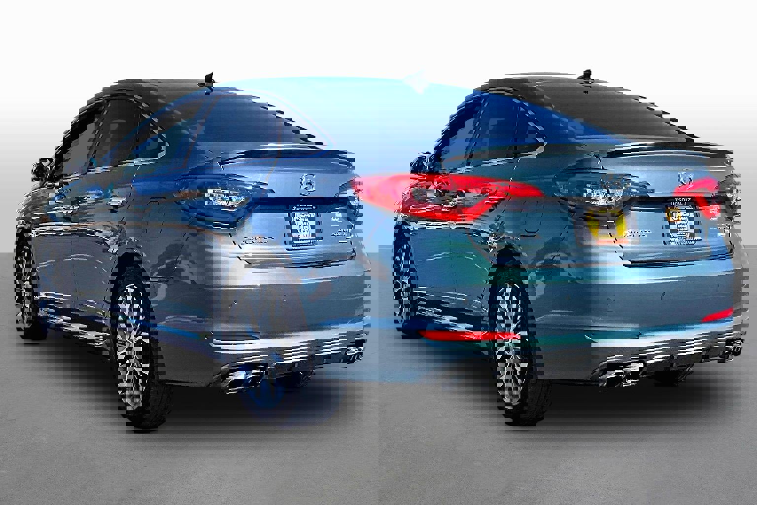 Used 2015 Hyundai Sonata Limited 2.0T FWD image 6