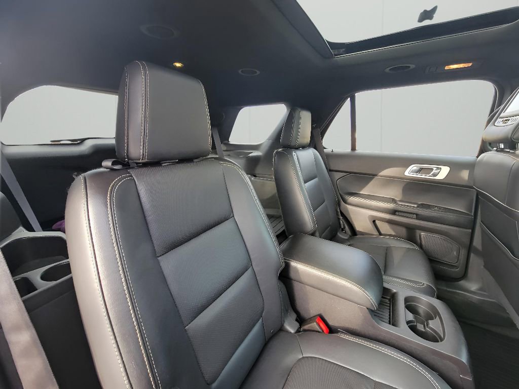 Used 2015 Ford Explorer Sport image 30
