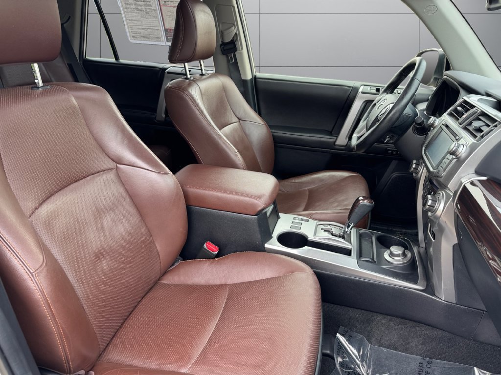 Used 2014 Toyota 4Runner Limited AWD/4WD image 17