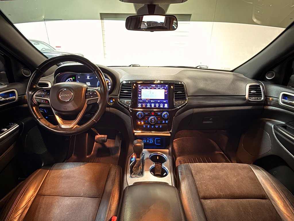Used 2021 Jeep Grand Cherokee Laredo X RWD image 28