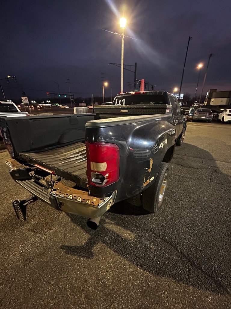 Used 2008 Chevrolet Silverado 3500 LT w/ EZ-Lift Tailgate Package image 5