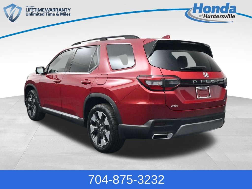 New 2026 Honda Pilot Touring image 7
