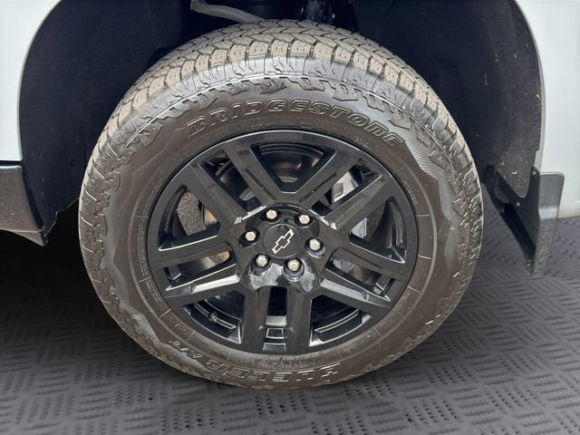 Used 2024 Chevrolet Silverado 1500 LT Trail Boss AWD/4WD image 31