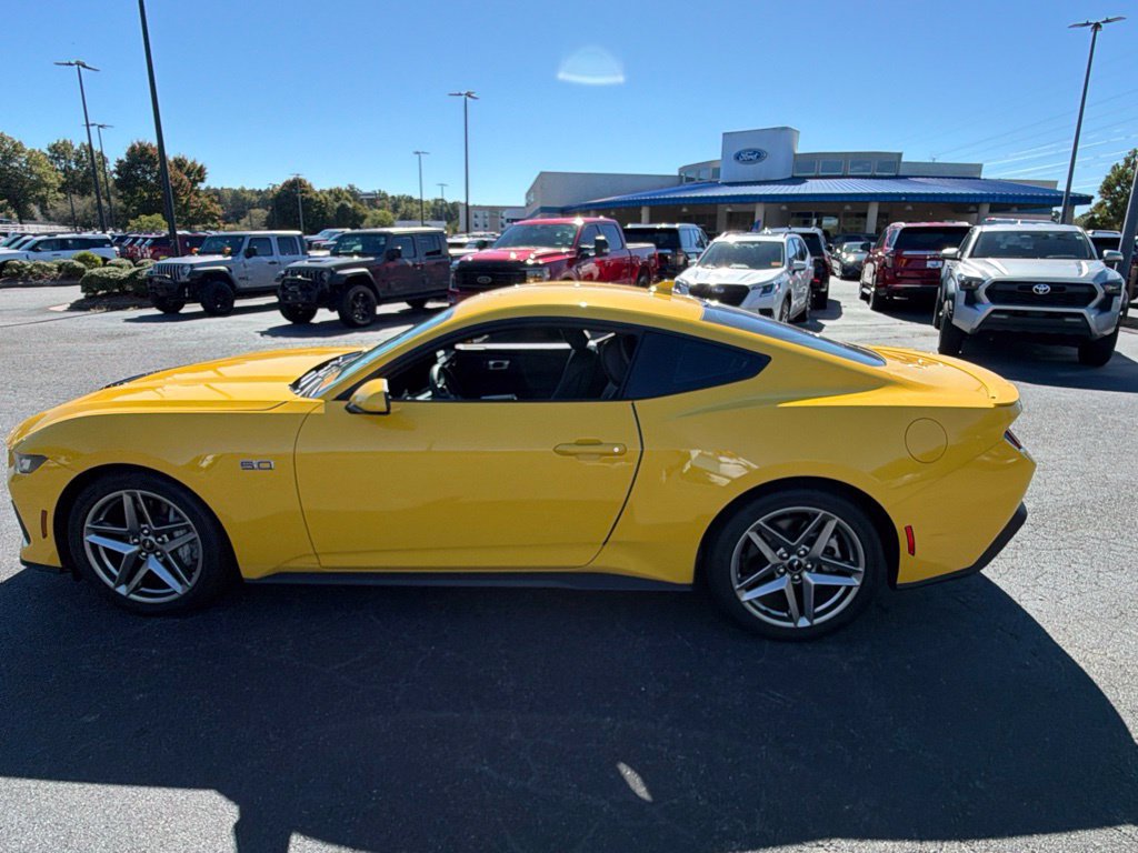 Used 2024 Ford Mustang GT Premium RWD image 19