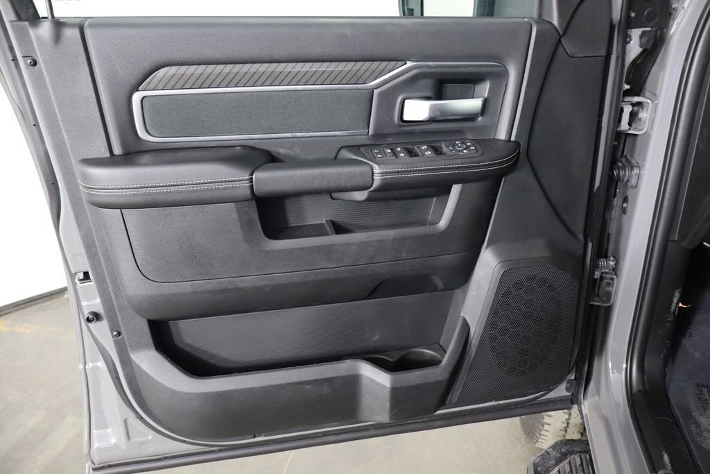New 2026 RAM 2500 Big Horn AWD/4WD image 19