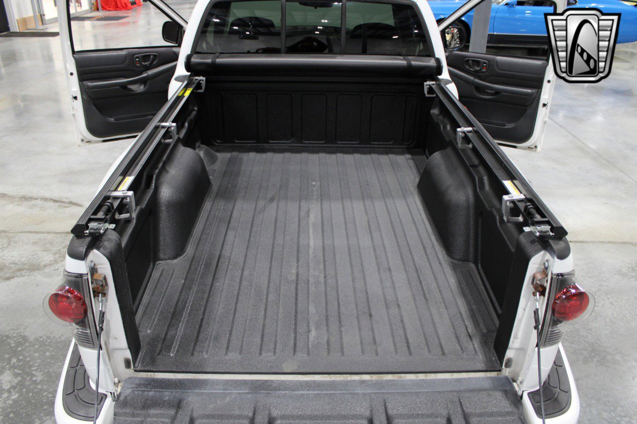 Used 2003 GMC Sonoma SLS w/ SLS Preferred Equipment Group image 22