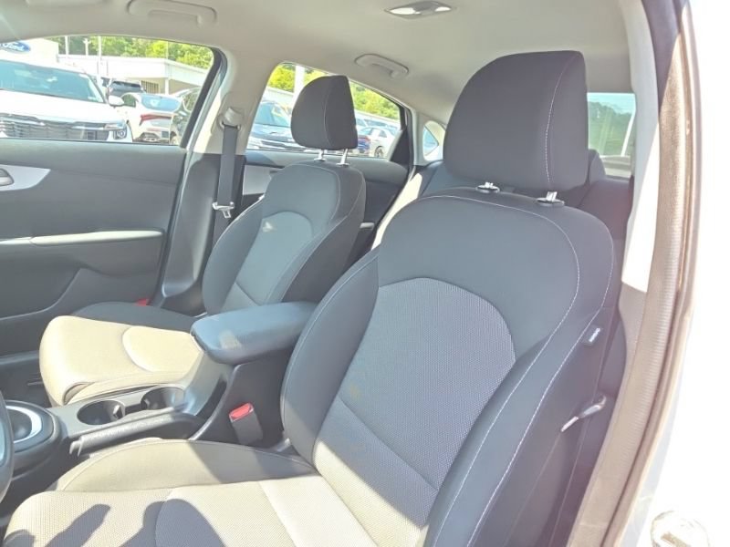 Used 2024 Kia Forte LXS FWD image 23
