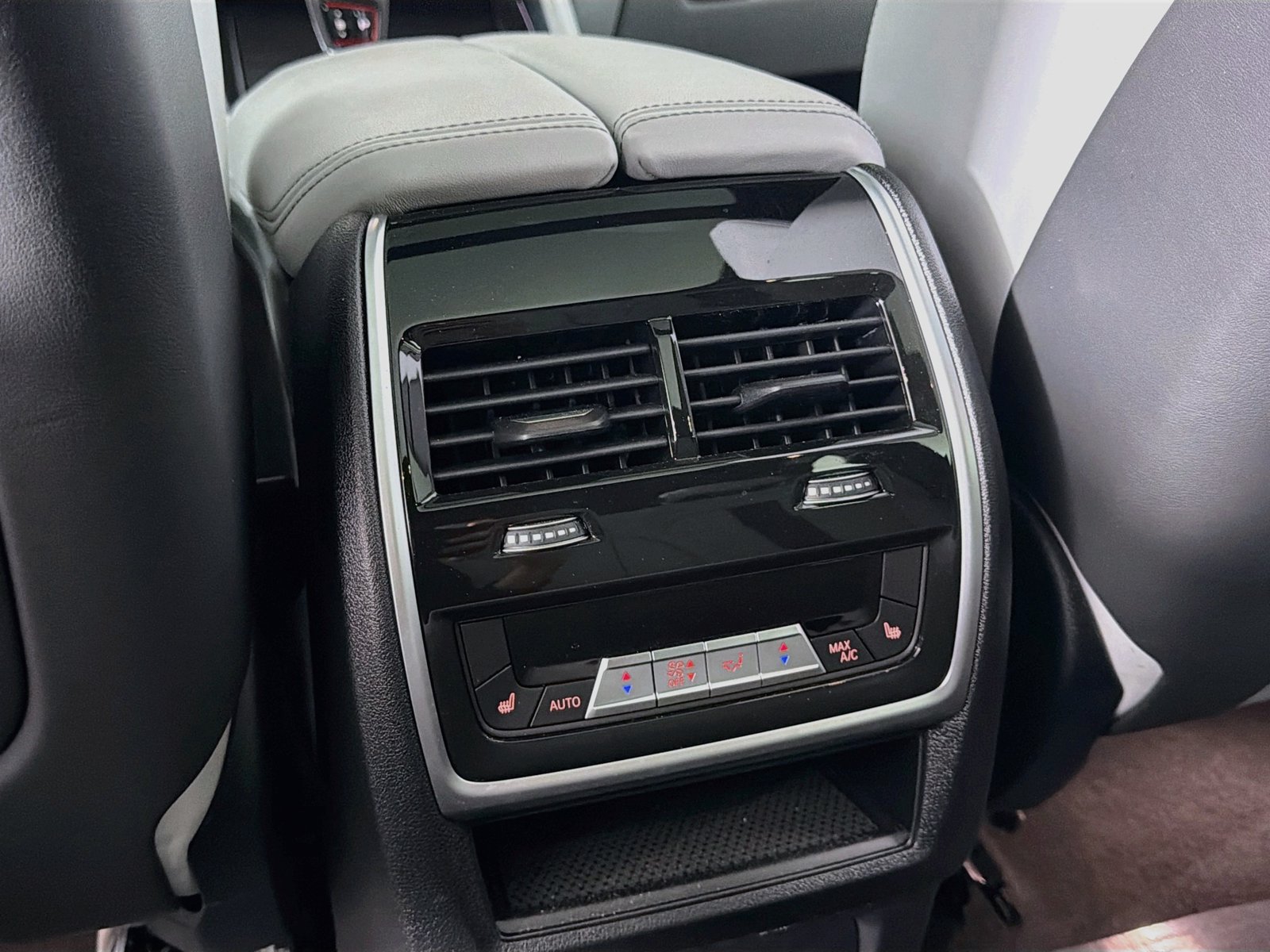 Certified 2025 BMW X5 M Competition w/ Executive Package AWD/4WD image 27