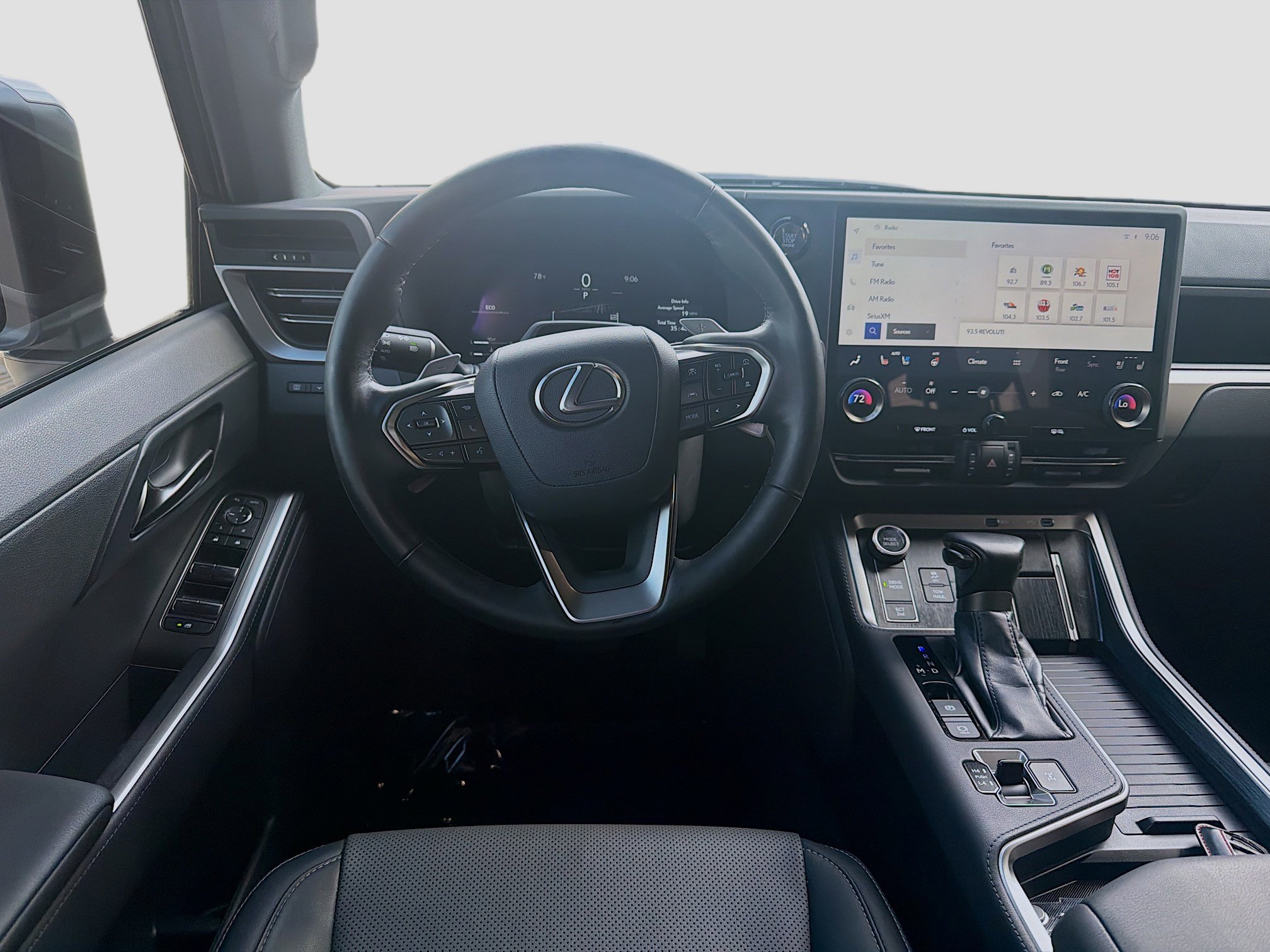 Used 2024 Lexus GX 550 w/ Cold Area Package AWD/4WD image 20