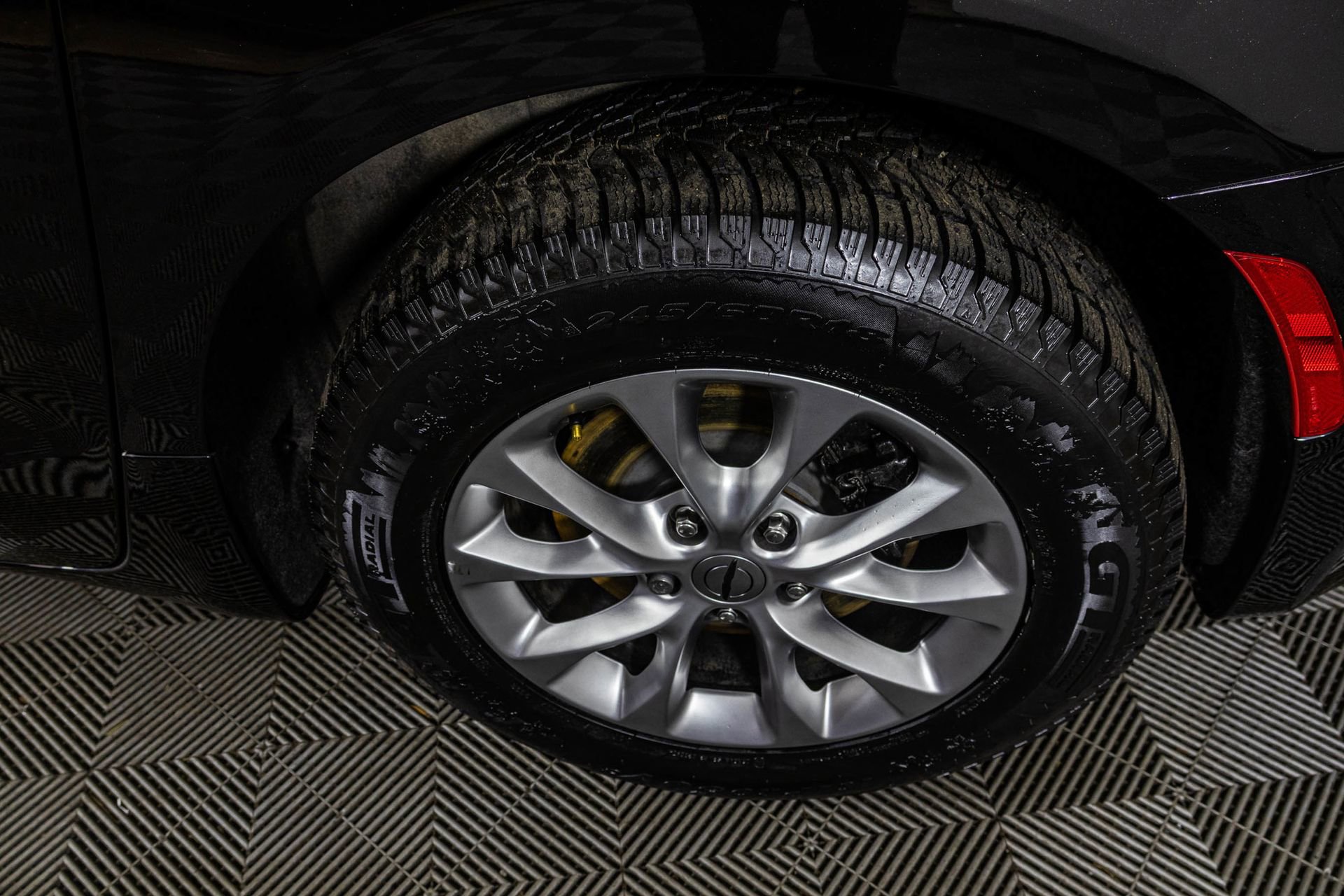 Used 2024 Chrysler Pacifica Touring-L image 50