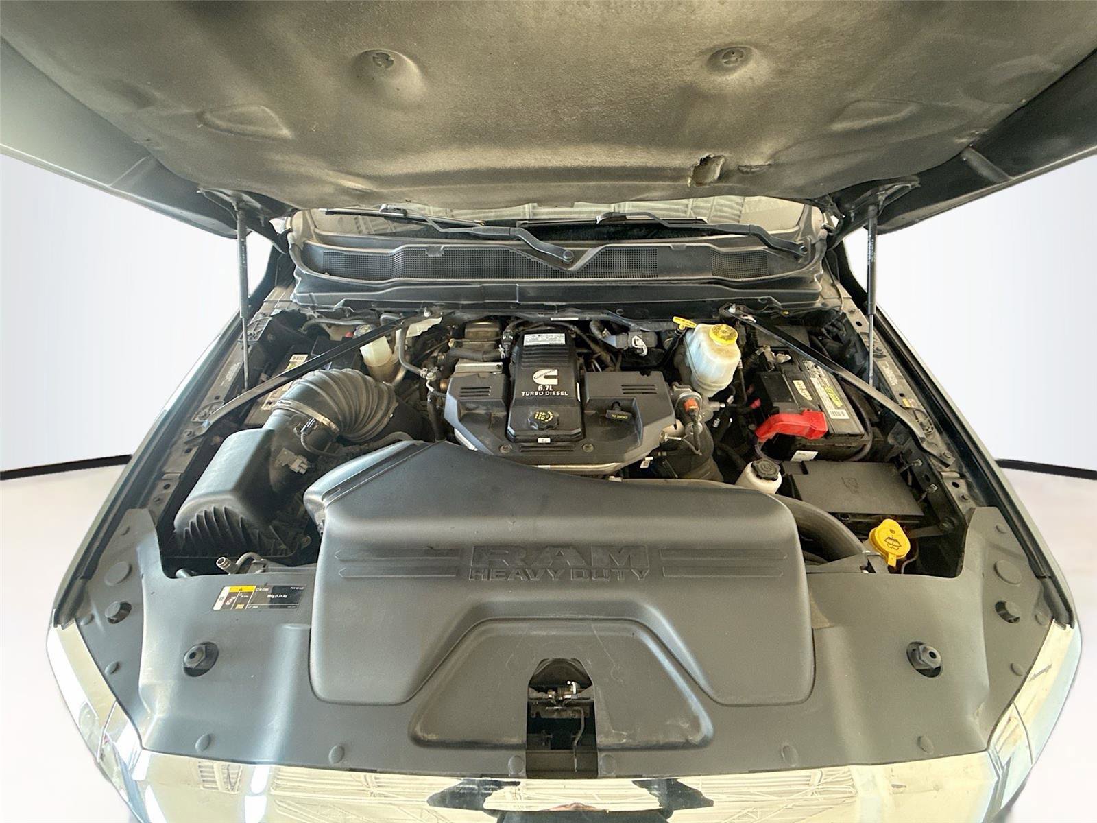 Used 2023 RAM 5500 SLT w/ Quick Order Package 2YG SLT image 23