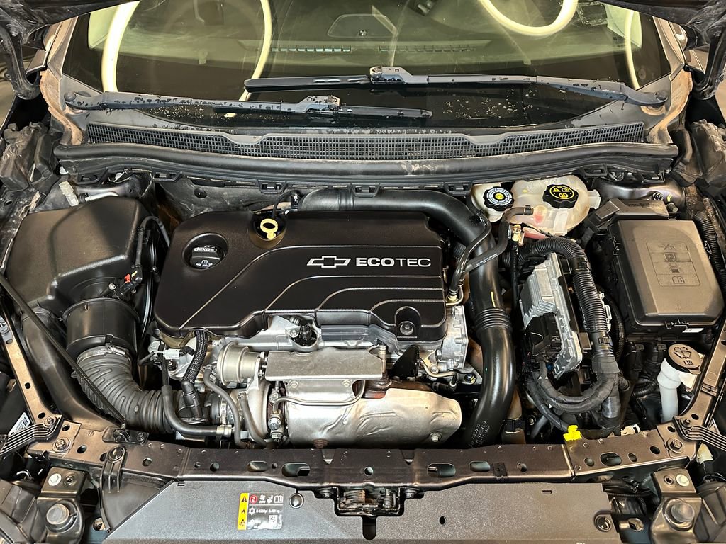 Used 2017 Chevrolet Cruze LT image 23