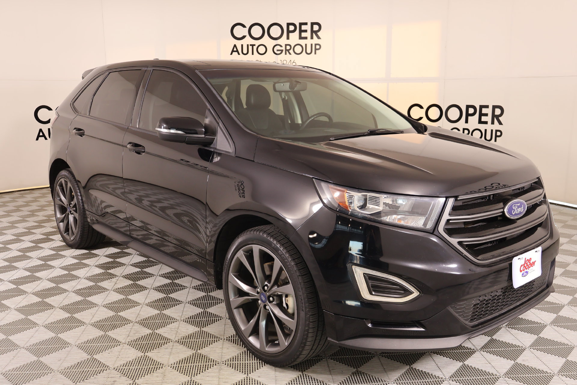 Used 2018 Ford Edge Sport w/ Technology Package AWD/4WD image 1