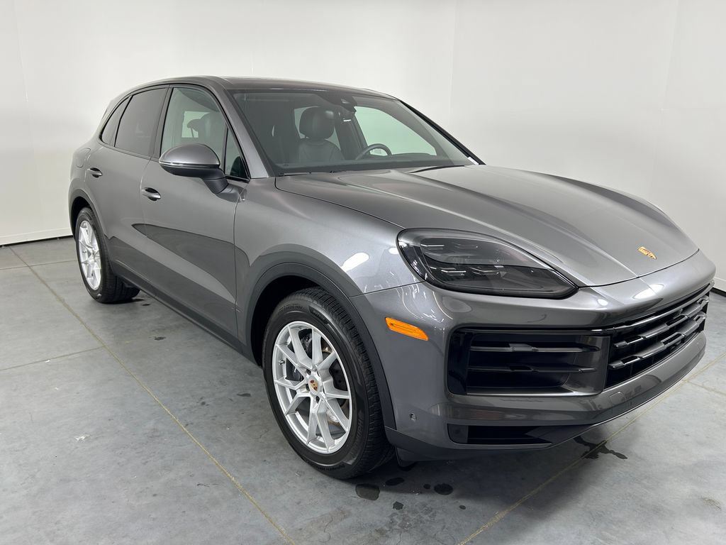 Certified 2026 Porsche Cayenne AWD/4WD image 9