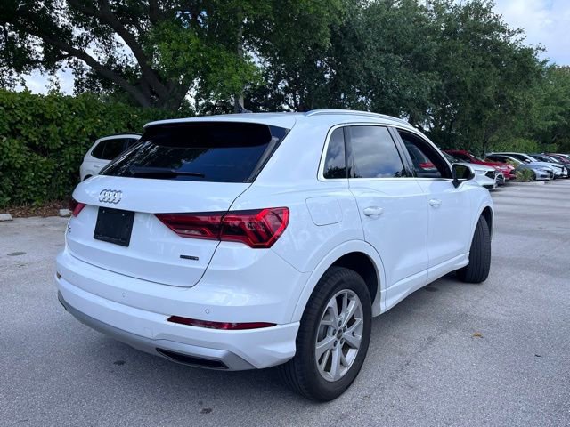 Used 2023 Audi Q3 2.0T Premium image 4