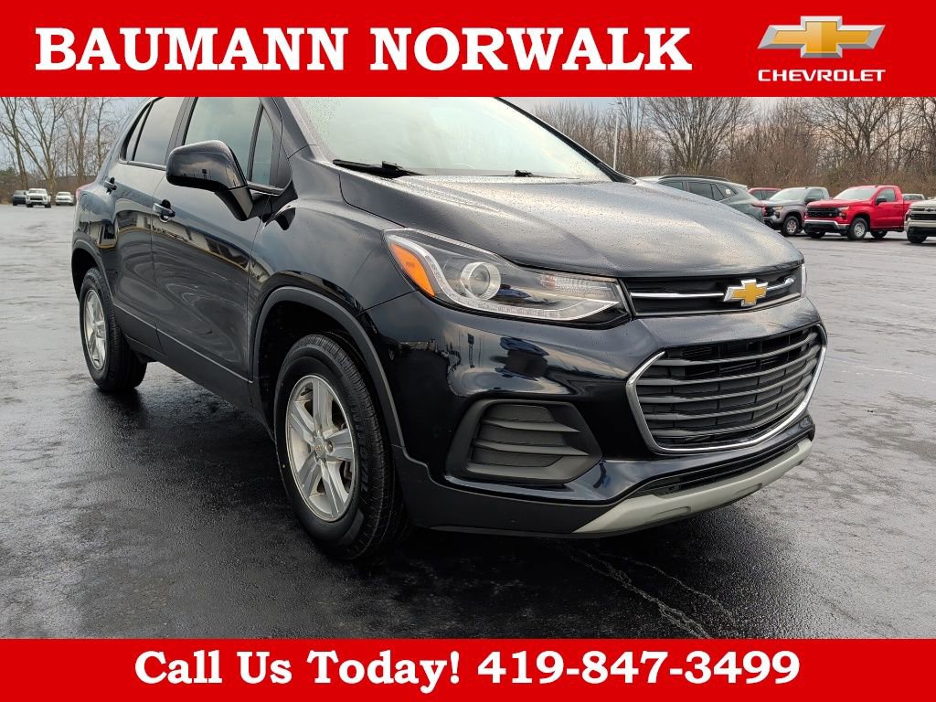Used 2022 Chevrolet Trax LT w/ LT Convenience Package image 7