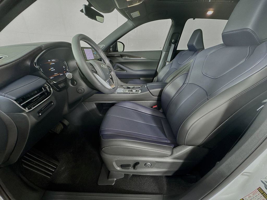 Certified 2026 INFINITI QX60 Sport w/ Dark Cargo Package image 26