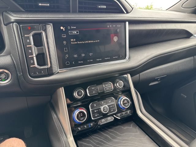 Used 2022 GMC Yukon XL Denali AWD/4WD image 18