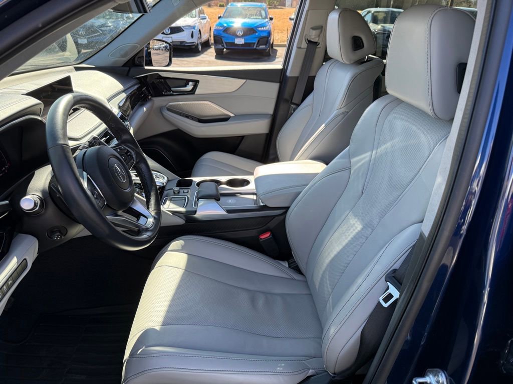 Used 2024 Acura MDX SH-AWD w/ Technology Package image 14