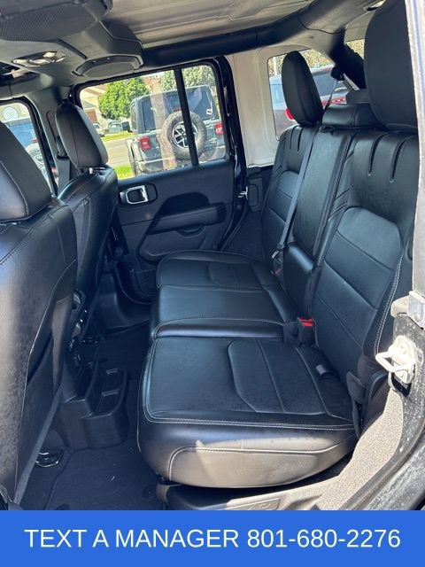 Used 2023 Jeep Wrangler Unlimited Sahara w/ Cold Weather Group AWD/4WD image 15