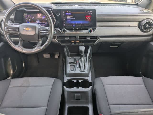 Used 2024 Chevrolet Colorado W/T image 5