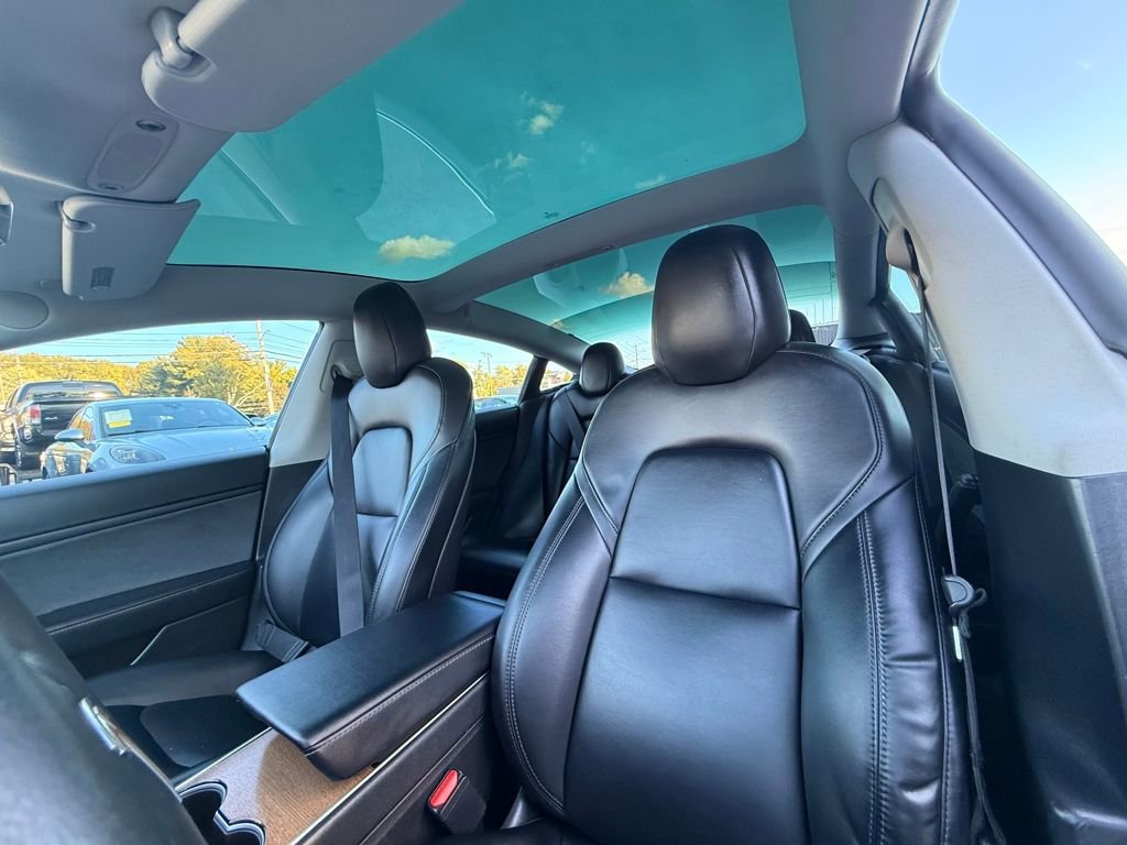 Used 2020 Tesla Model 3 Long Range image 24
